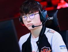 包含Faker遭遇五连败，勇士教练面临压力！的词条
